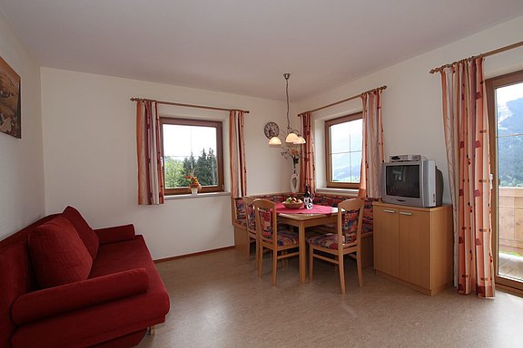 Wohnküche im Appartement Brixen